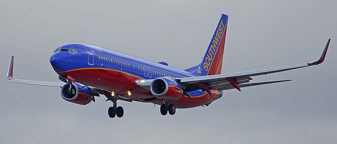 Southwest Boeing 737-8H4 N8315C, Phoenix Sky Harbor, December 23, 2015